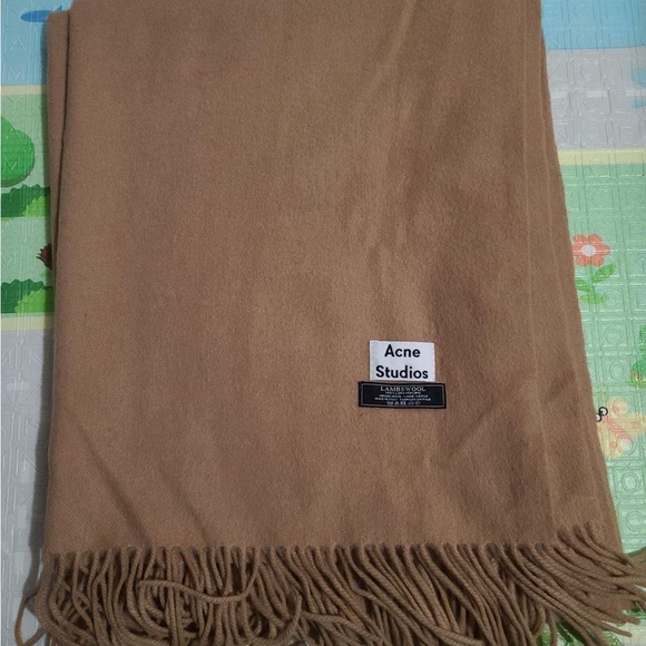 Acne Studio Scarf - Picture 3 of 3